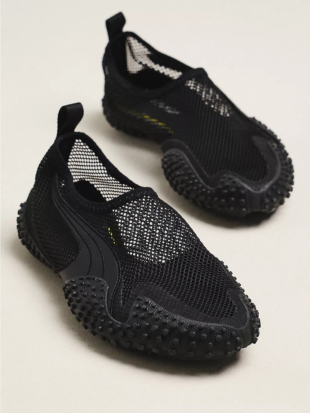 NWT PUMA Mostro Flex Mesh Sneakers